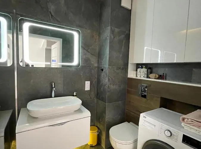 Nowy W Okolicach Centrum شقة *