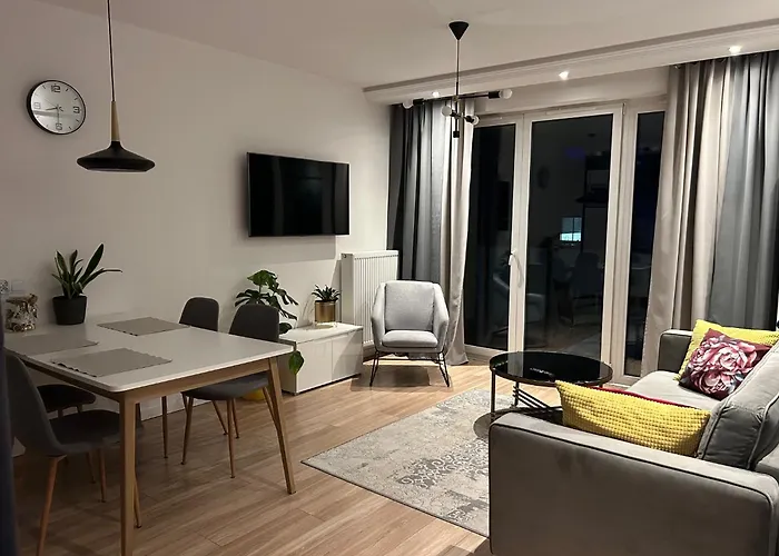 Nowy W Okolicach Centrum * سيدلس